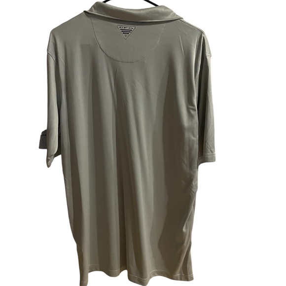 Columbia - Gray golf shirt. LT. New without tags.‎ - Picture 3 of 3